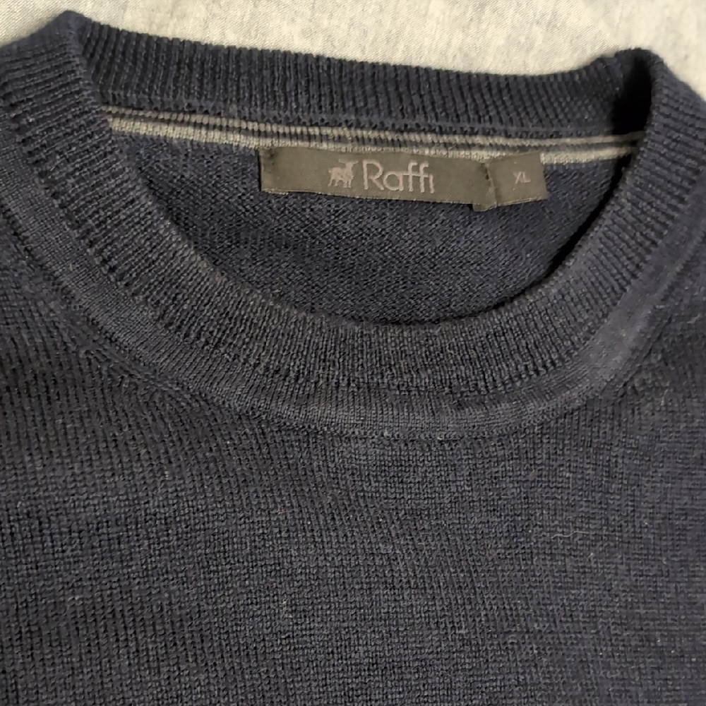 Raffi Men's Navy Sweater